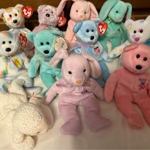 Colorful Ty Beanie Babies Collection with tag errors